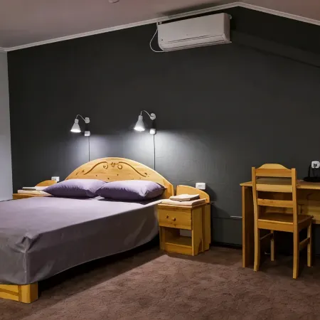 Lada Hotel Отели в г. Соль-Илецк