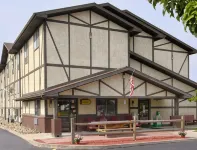 Super 8 by Wyndham Waynesburg