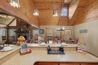Vintage Luxury Creekside Cabin ~ King Bed, Hot Tub, Fire Pit & Game Room, Dog Ok