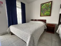 Hotel Alicia - Bed and Breakfasts