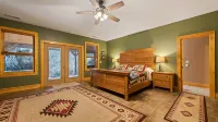 Luxury Creekside Lodge with Hot Tub & Game Room, Great for Large Groups!