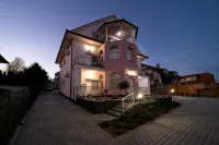Villa Lotus Hotels in 