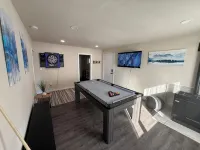 Pool Table, Hot Tub! 5 Bedroom, 3 Bath, 5 Min to Cal Poly or Old Town. - 4-Star