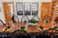 Nashville Lux Lodge• Private Pickleball Ct• Hot Tub• Game Rm Fire Pit• 5Br 5BA - 4-Star