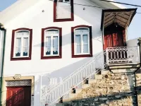 Casa de Pousada - É uma Casa de Campo no coração do Douro! 坎布里斯住宿飯店