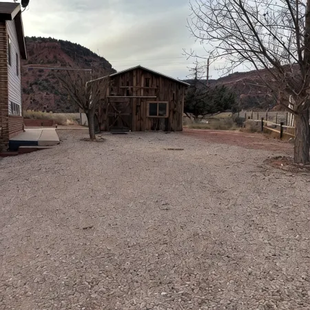 Gunsmoke Hideout