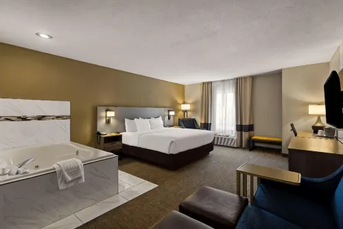 Comfort Inn Huntington Near University - piscina