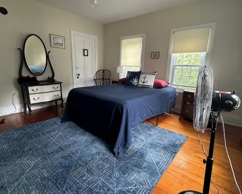 Captain's House 2Br Apt. the Authenticity, Great Value, Walk to Everything. Hotels in Bath