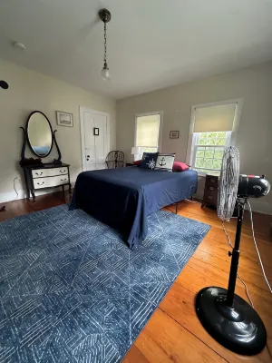 Captain's House 2Br Apt. the Authenticity, Best Value, Walk to Everything.