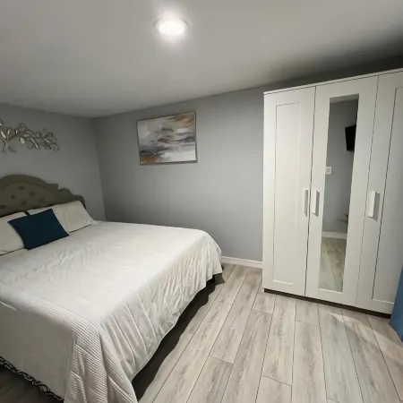 Brand New! Modern Guesthouse!
