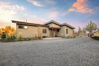 Tranquil Wellness Oasis-Barrel Sauna/Cold Plunge/RedLite/Juicer/Walking Paths