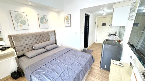 New studio Mtown free netflix - Homestays