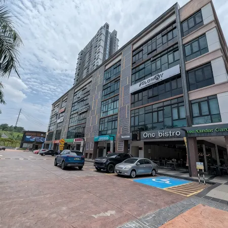 3R2B | IOI City Mall | Putra Jaya | 6 Pax