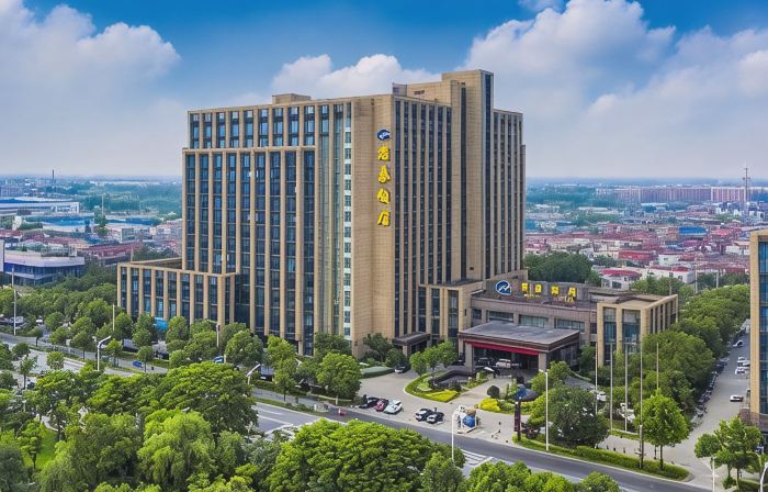 Yangzhong Juntai Hotel