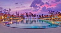 Le Menara North Khao Lak Resort - Infinity Pools