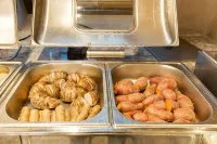 Weilanjian Hotel (Haikou Meilan Airport) - breakfast