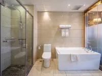 โรงแรมโฮวฮั่นอิมเพรสชั่น - อ่างจากุชชี่