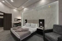 Premier Hotel