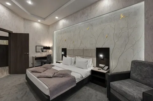 Premier Hotel - 2-Star