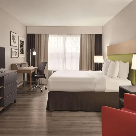 Country Inn & Suites by Radisson, Waterloo, IA