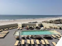 Caesars Atlantic City- A Caesars Rewards Destination - Beach