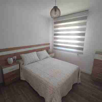 House pontevedra, enjoys tranquility 5 min from the beach and 3 min from downtown Rooms
