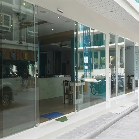 ICheck Inn Central Patong Phuket Отели рядом с достопримечательностью «Стадион для бокса Бангла»