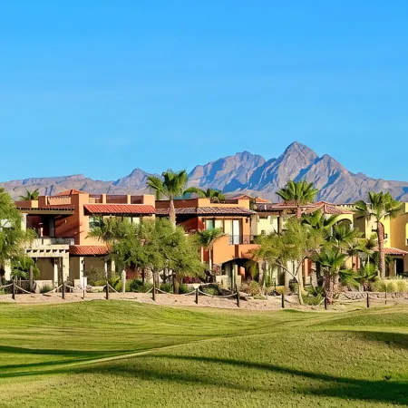 Beautiful 2 Bed, 2 Bath Casa Steps From The Beach & Pools In Loreto Bay