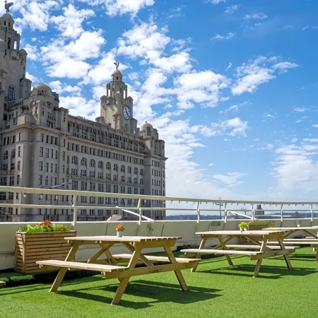 Atlantic Tower Hotel Liverpool By Sunday Отели рядом с достопримечательностью «Памятник The Beatles»