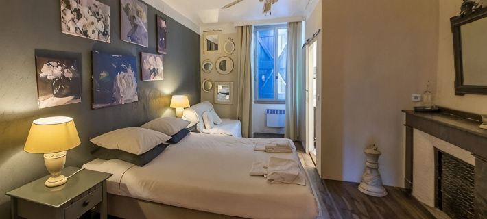 La Maison Aux Puits Hotels in Tarn