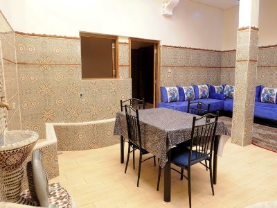 Entire 2 bedroom apartment in charming Salé Close to Rabat, La Marina and beach.