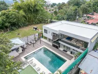 Luxury Villa 8 Bedrooms Private Compound with Pool - فلل