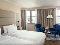 NH Berlin Kurfürstendamm Hotels near Savigny Square