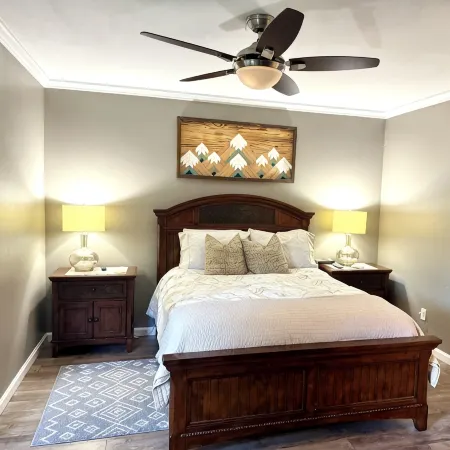 Great Mid-to-Downtown Location only 30 minuets to Glacier National Park!