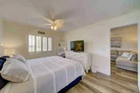 Hutchinson Island,Stuart,FL, Tennis Villas,Marriott Golf & Beach club amenities! - Strand