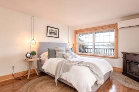 Canoe Cove Lake House