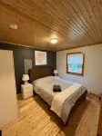 Falls Lake Burrow - Private Cottage with Screened-in Hot Tub