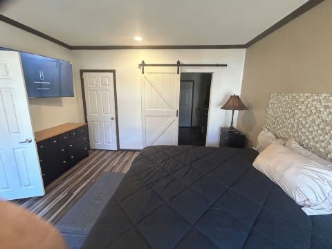Cozy rustic cabin field views jetted tub romantic luxury rainfall shower