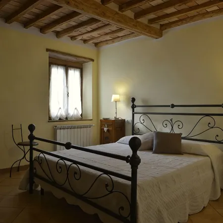 Last-Minute!Fantastic Part of Rustic in the View Onlacolline with Private Pool