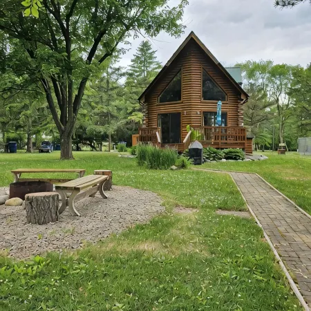 Evergreen Lodge,Waterfront Log Cabin,Wolf River,Partridge Lake,Fremont,Wisconsin