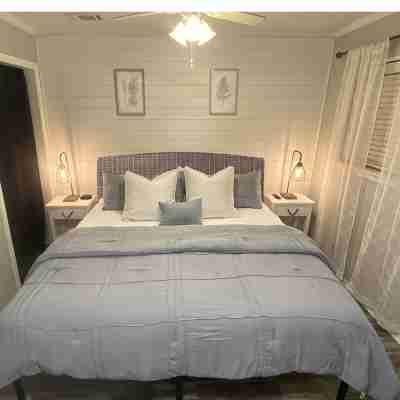 King Bed Oceanview 1Br Top Floor Villa Rooms