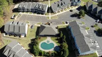 Lakefront, Dock, Kayaks, Paddleboards, Pool,Hot Tub and Access to Boat Rentals!