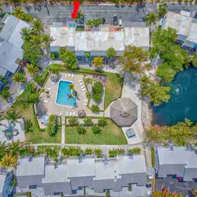 Summer Special! 5 Star Resort w/ Lagoon Pool Tennis GolfCart Kayaks Amenities Hotel Exterior