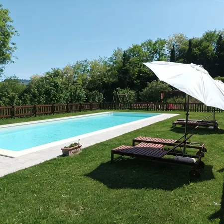 Apartment 1st floor in farmhouse with Pool