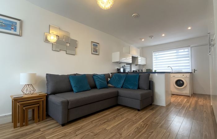 Comfy 2 bed house at Wareham train station; the ‘Gateway to the Purbecks’