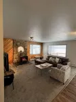 Top Floor Lakefront Condo with Mountain Views! - Wifi