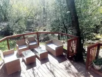 Lrg Wine Country Estate on creek w Pool/Spa sleeps 8 - Villas
