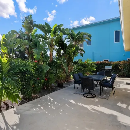 3 Blocks from Atlantic Ave-Delray Beach