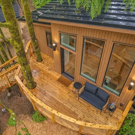 Tree House- Two bedroom plus loft- sustainable living!