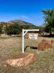 New! The Sanctuary House w/mountain view sleeps 14 - Boutique